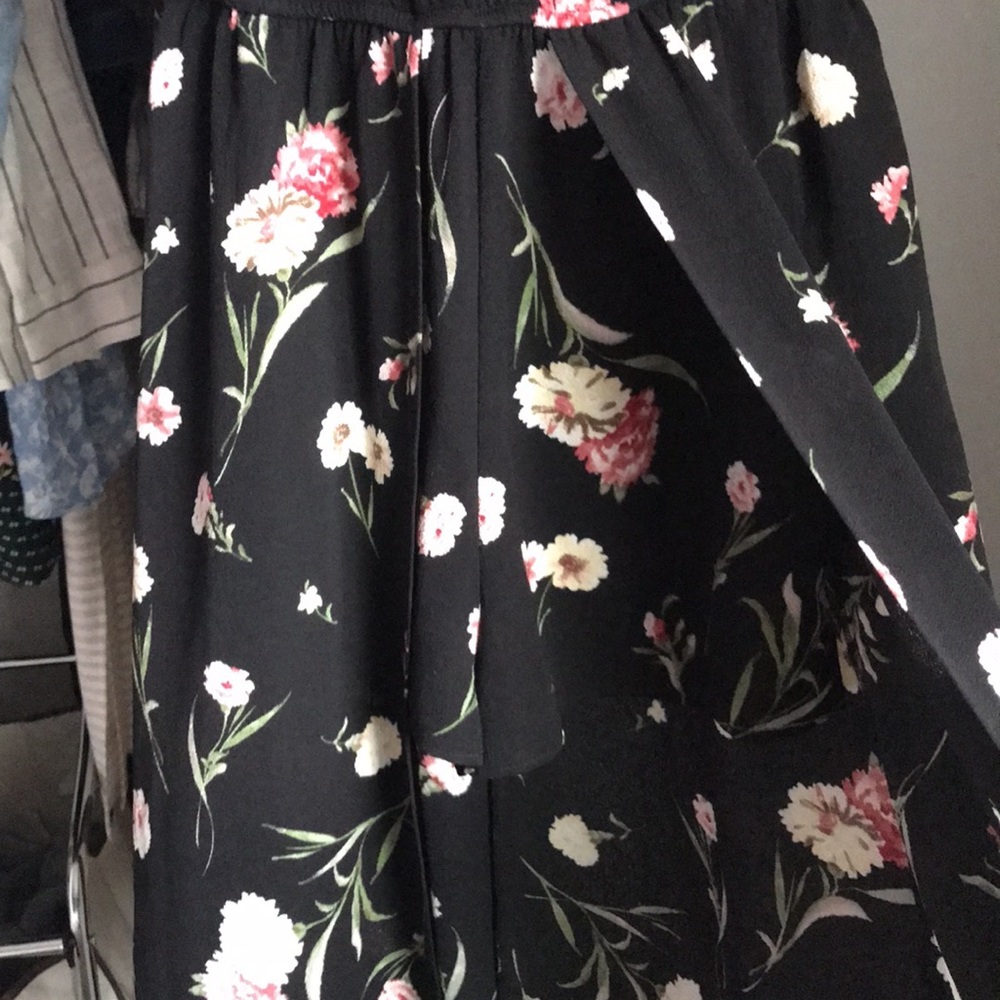 Row A Floral Romper Dress, worn once - Picture 6 of 10